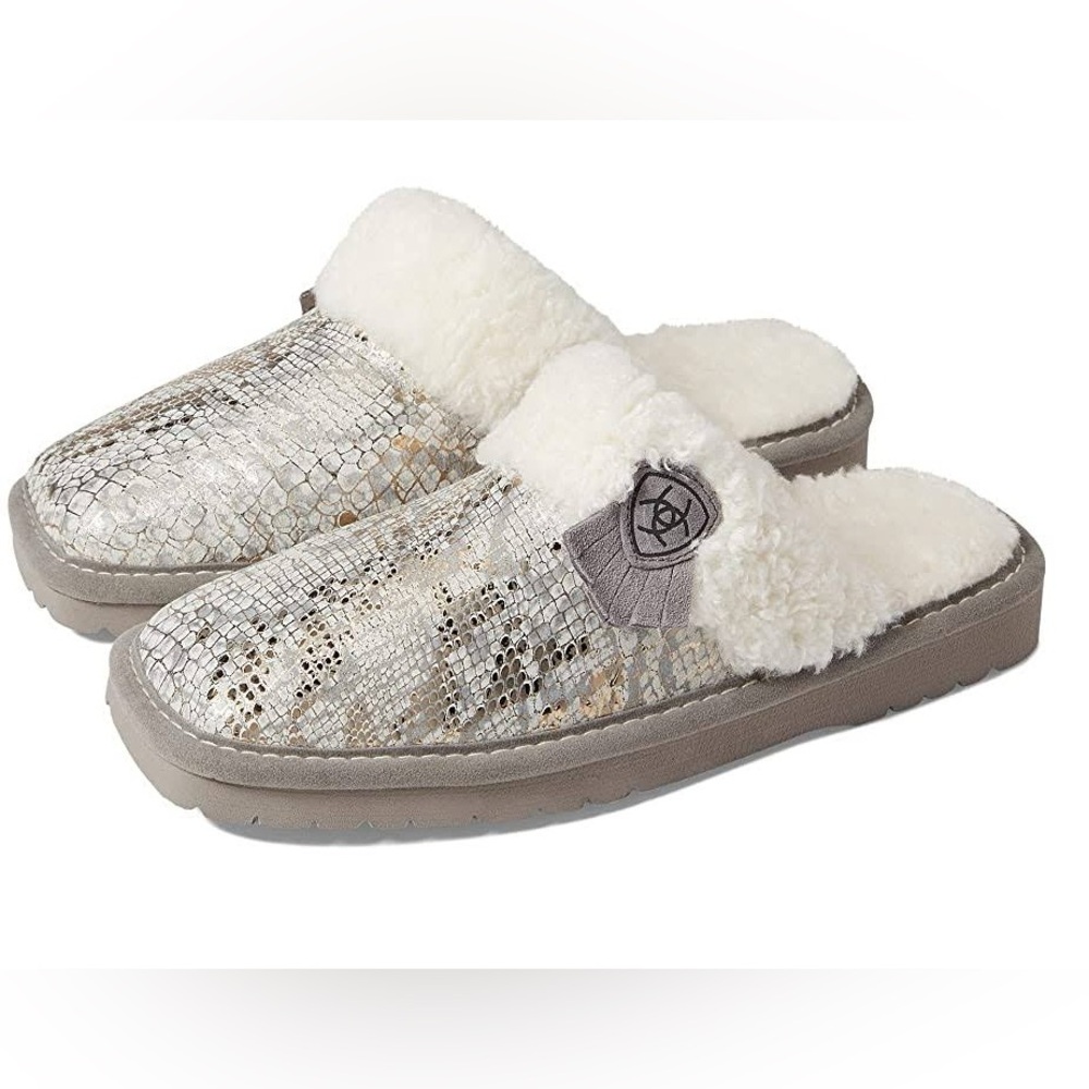Ariat Women’s Jackie Square Toe Slippers